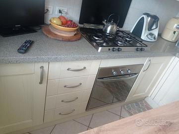 CUCINA COMPONIBILE LUBE