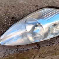 Faro anteriore fiat grande punto