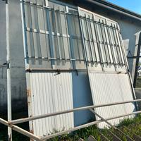 Portone in vetro e ferro