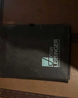 Astuccio per strumenti chirurgici professionali