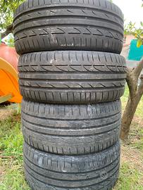 245/35/18  Y bridgestone usate