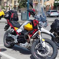 Moto Guzzi v85tt Evocative Graphics 2019