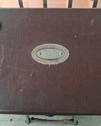 Bauletto in pelle per scooter Scarabeo Aprilia