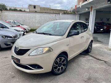 Lancia Ypsilon 1.2 69 CV 5 porte GPL Ecochic Plati