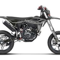 Beta RR 4T 125 MOTARD T/X Special Edition E5+