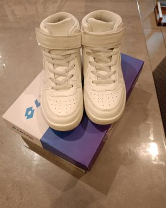 scarpe lotto 33