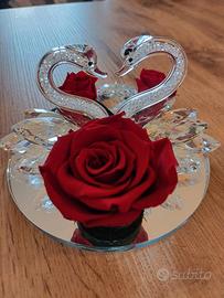 Rose stabilizzate con cigni di cristallo TIBO'