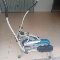 Attrezzo ginnico per gambe e braccia.