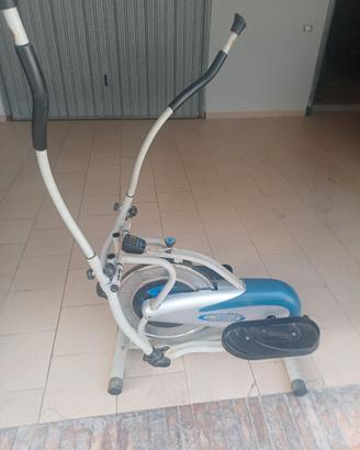 Attrezzo ginnico per gambe e braccia.