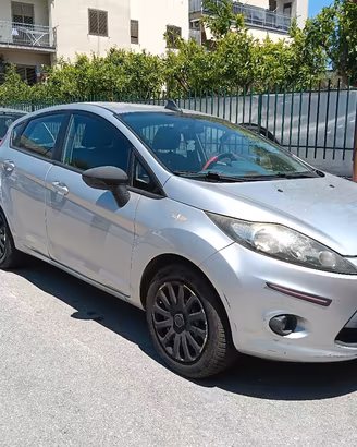 Ford Fiesta 2010 1.25L 60cv per RICAMBI LEGGI BENE