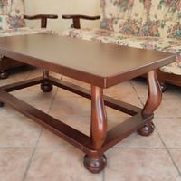 Tavolo da salotto in legno