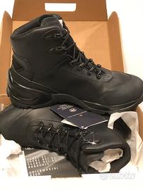Scarponi nuovi militari polizia Goretex n. 44 / 45
