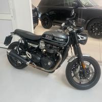 Triumph speed twin 1200