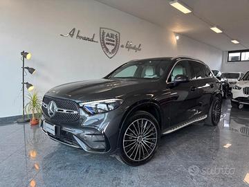 Mercedes GLC 300 de phev AMG Premium 20" Pedane F