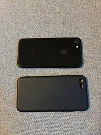 IPhone 7 32GB + Cover