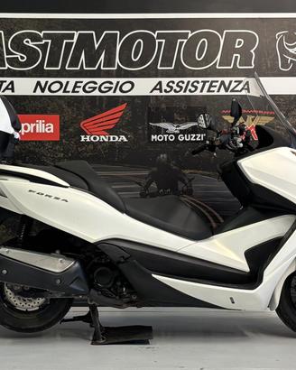 Honda Forza 300 ABS Deluxe