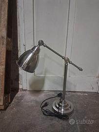 Lampada da tavolo