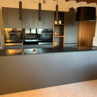 Scaffale marca Valcucine finitura noce canaletto