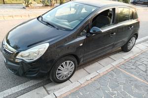 Opel corsa 1.3 CDTI anno 2012