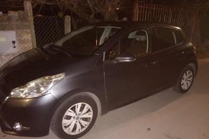 Peugeot 208 gpl