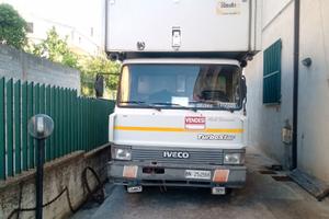 Autocarro Iveco 79.14