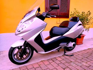 satelis 250 solo 18mila km anche permuta