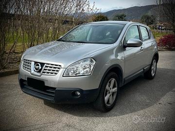 Nissan Qashqai 1.6 -UNIPROPRIETARIO - TETTO PANORA