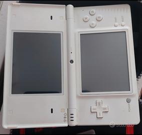 nintendo dsi bianco con 10 giochi