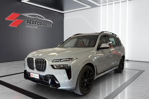 BMW X7 xdrive 40i 48V M SPORT 6p.ti UNIPRò STUPEN