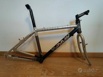 Telaio Cinelli Argento Vivo *LEGGERE BENE*