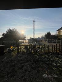 Casa Accostata da un Lato