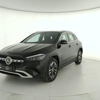 MERCEDES-BENZ GLA 180 Automatic