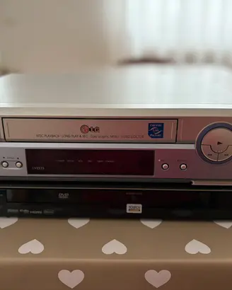 Lettore vhs LG e lettore dvd samsung
