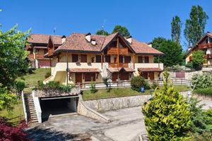 3 LOCALI A ROANA