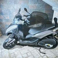 Piaggio mp3 yourban 300