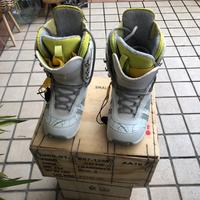 Snowboard scarponi Burton