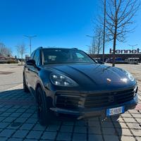 Porsche Cayenne 3.0 e-hybrid tiptronic