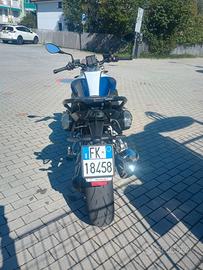 BMW r1250r