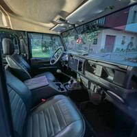 Defender 4x4