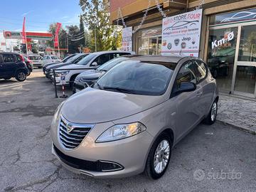 LANCIA YPSILON 1.2 BENZINA 69CV OK NEOPATE-2013