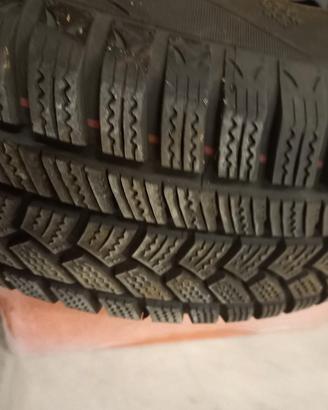 gomme invernali 205/65/R15  94H