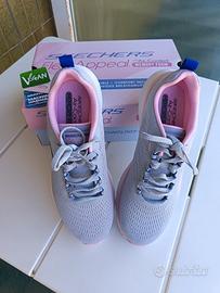 SKECHERS MEMORY FOAM