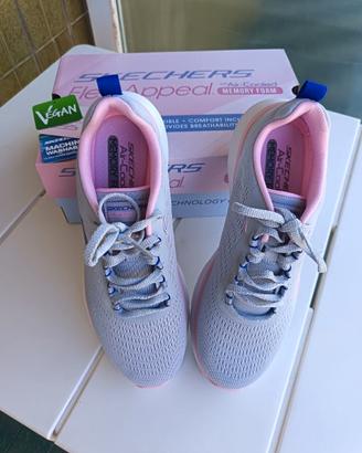 SKECHERS MEMORY FOAM