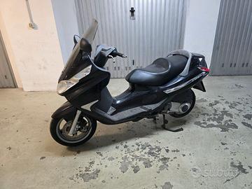 Piaggio X8 125