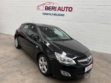 Opel Astra benzina 5 porte