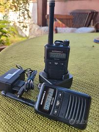 Radio Walkie Talkie Motorola EVX-S24