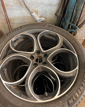 Cerchi in lega Alfa Romeo Stelvio Giulia "20 