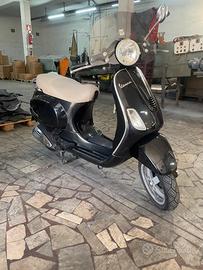 Vespa LX 150