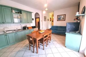 3 LOCALI A GASSINO TORINESE