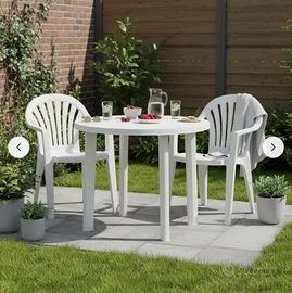 Tavolo giardino con n. 3 sedie